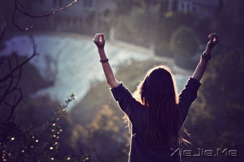 喜欢发呆的人,心里都有一份纯净的天空 (8)