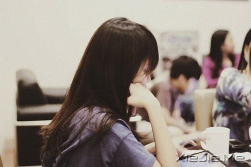 爱情语录:幸福不是努力去爱,而是安心的生活 (1)